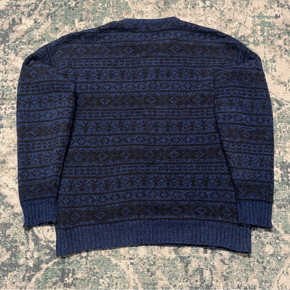 Vintage Wool Knit Pattern Sweater - Picture 2 of 5
